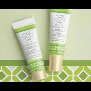 Satin Lips 2piece Set